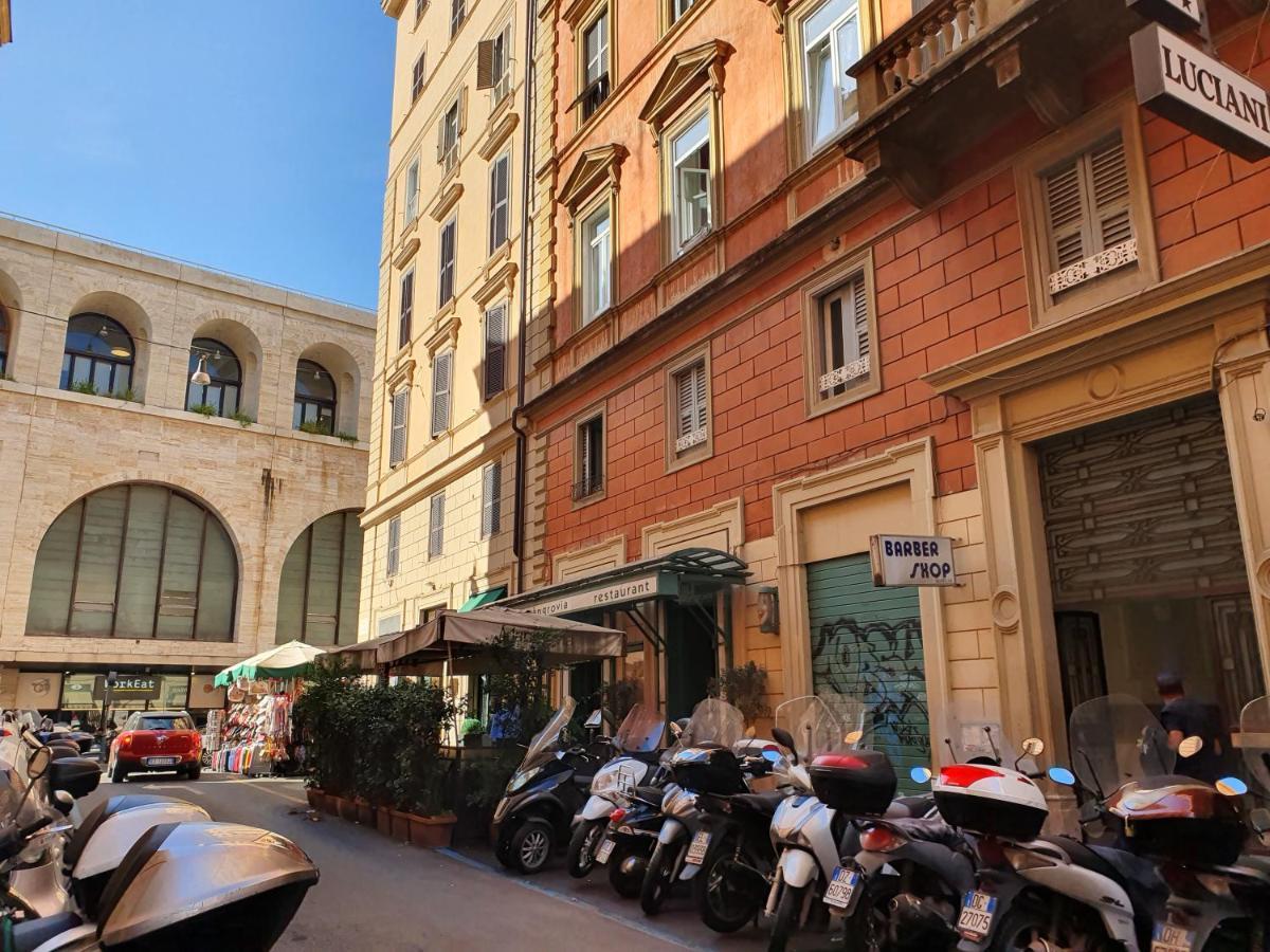 Alloggio Turistico Di Fuoco C ローマ エクステリア 写真